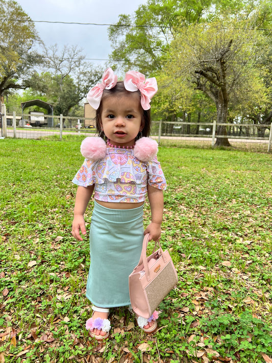 Hibiscus crop top